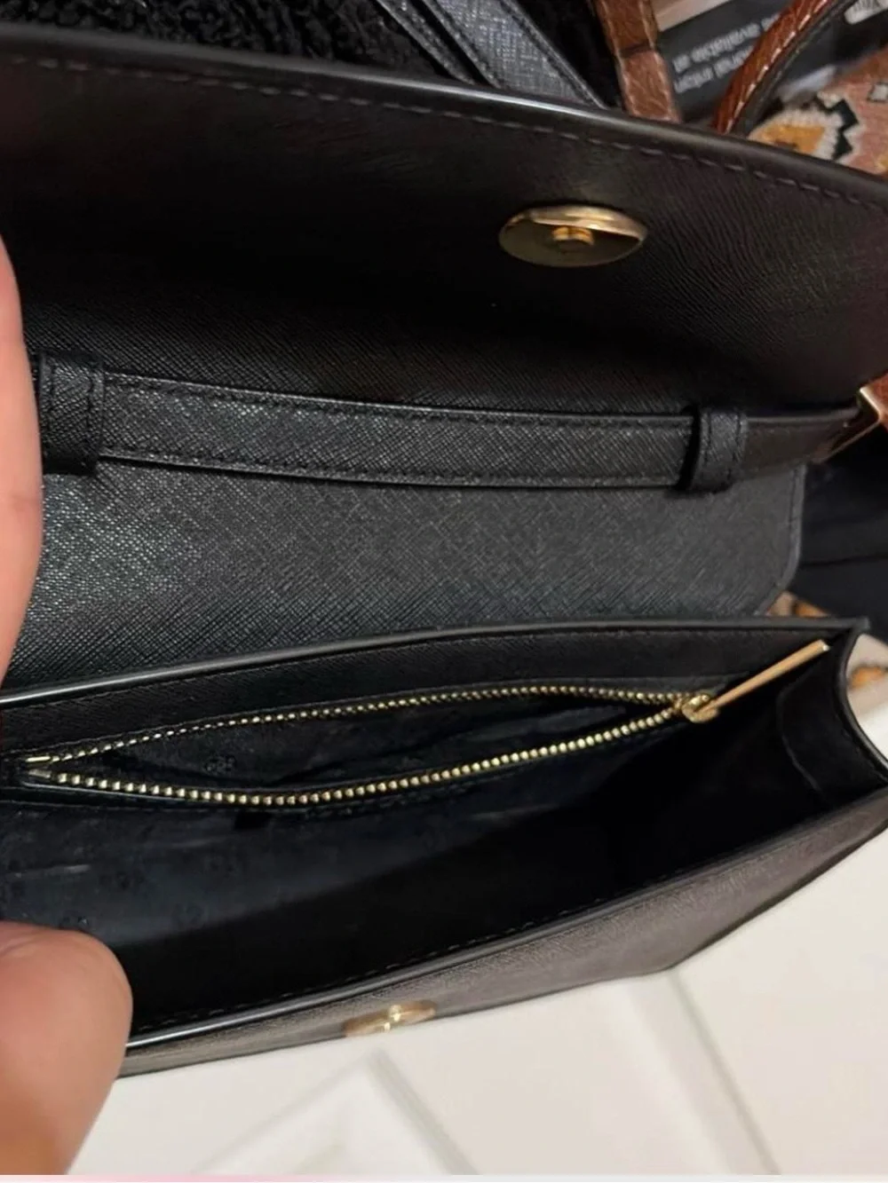 Tory Burch authentic  Crossbody